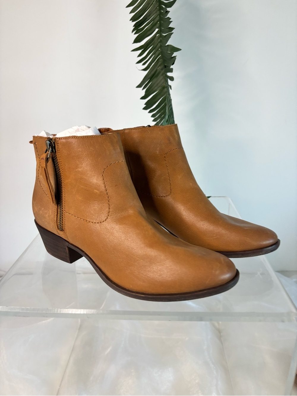Lucky Brand Tan Leather Ankle Booties Side Zip Stacked Heel Women’s Size7M - Picture 2 of 6